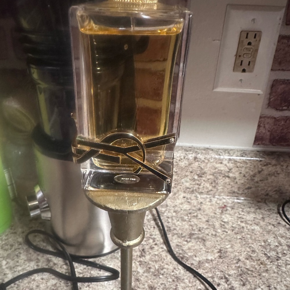YSL Libre 3oz or 90 ml Without box, without top barely used.